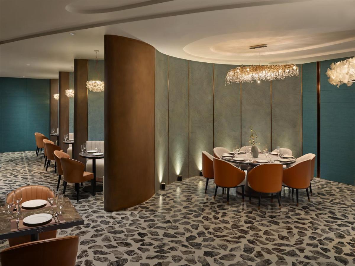 होटल The Watson Premium Halong 5*