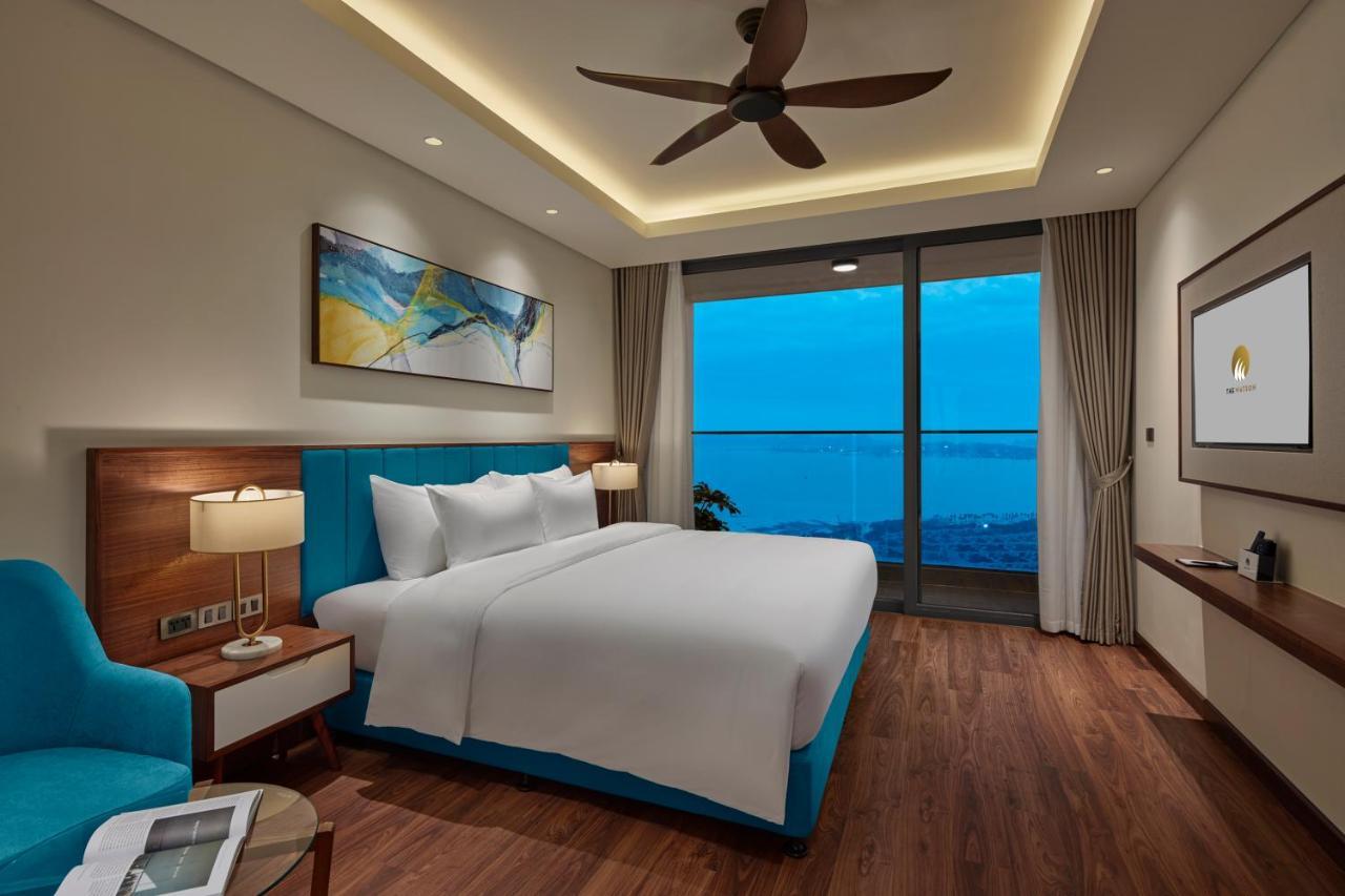 Khách sạn The Watson Premium Halong 5*
